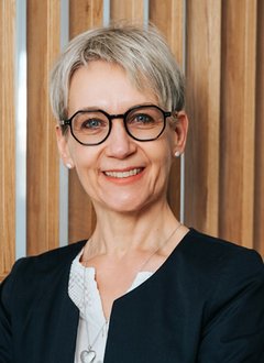 Maria Armbruster-König